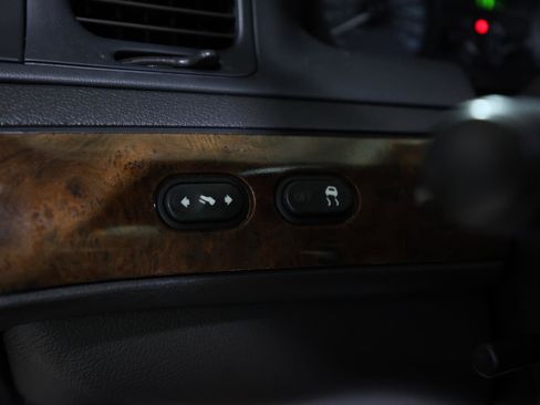 Used 2008 Mercury Grand Marquis LS image 20