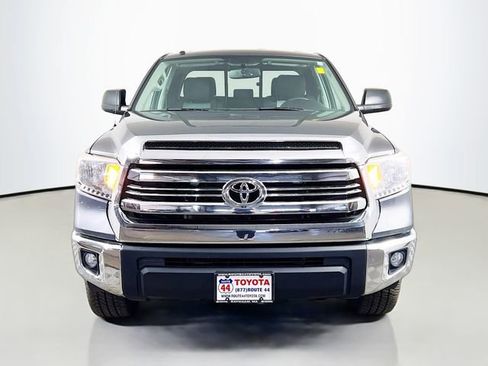 Used 2016 Toyota Tundra SR5 w/ TRD Off Road Package image 9