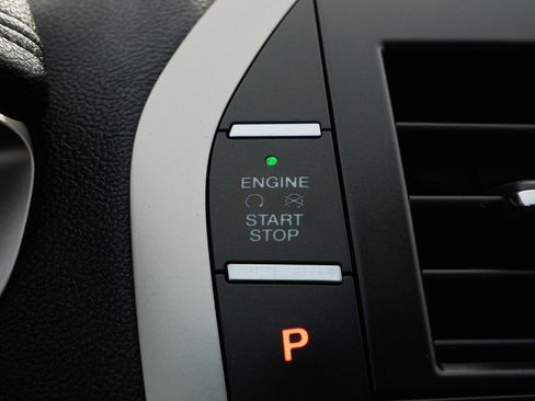 Used 2015 Lincoln MKZ AWD w/ Equipment Group 102A Reserve image 30