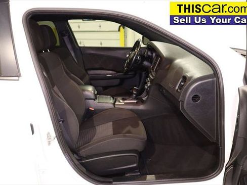 Used 2020 Dodge Charger GT w/ Blacktop Package RWD image 27