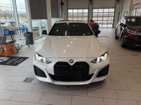 Used 2025 BMW i4 xDrive40i w/ M Sport Package image 2