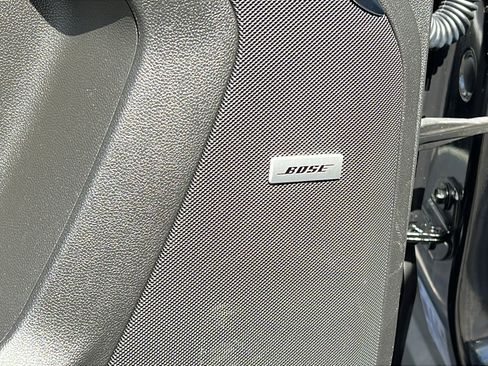 Certified 2025 GMC Yukon XL Denali AWD/4WD image 15