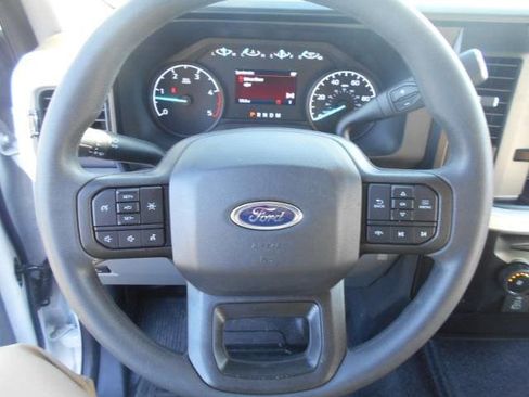 Used 2024 Ford F550 2WD SuperCab Super Duty image 33