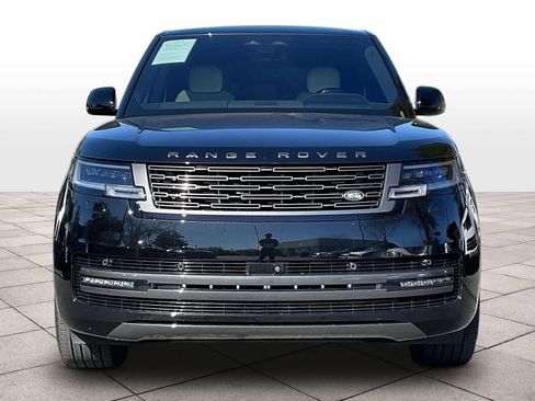 Used 2025 Land Rover Range Rover Long Wheelbase SE image 3