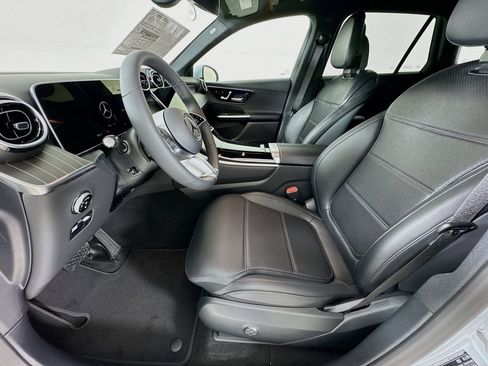 New 2026 Mercedes-Benz GLC 300 image 21
