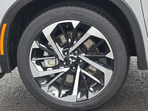 Used 2024 Mitsubishi Outlander SEL image 27