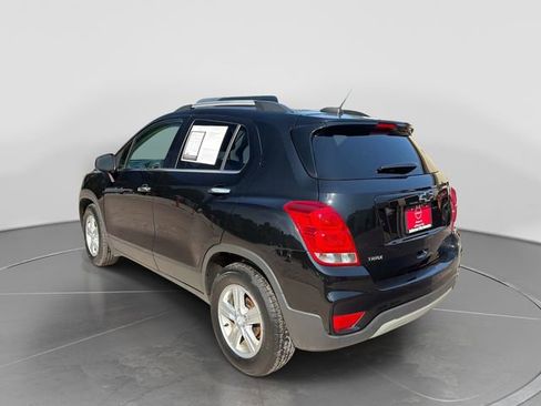 Used 2019 Chevrolet Trax LT w/ LT Convenience Package FWD image 6