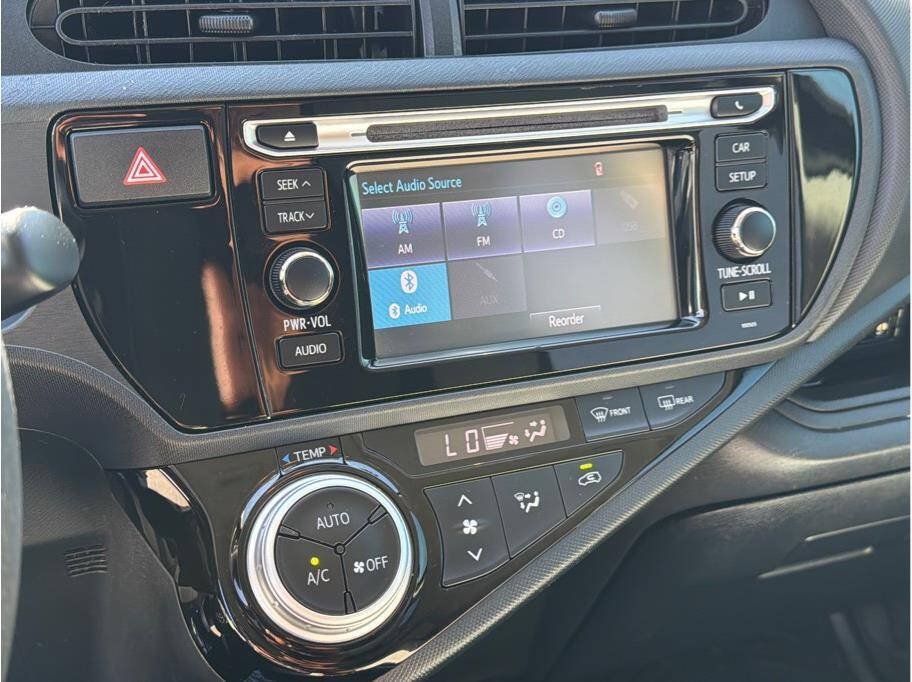 Used 2015 Toyota Prius C One FWD image 12
