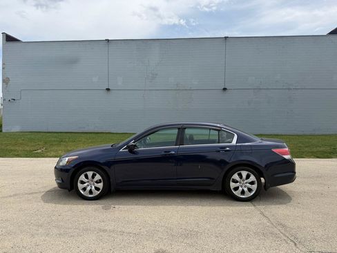 Used 2009 Honda Accord EX image 4