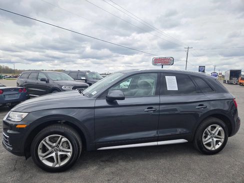 Used 2018 Audi Q5 2.0T Premium w/ Convenience Package AWD/4WD image 4