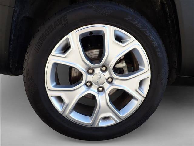 Used 2023 Jeep Renegade Limited AWD/4WD image 7