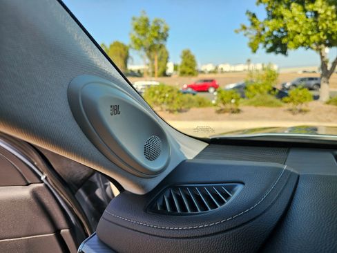 Used 2023 Toyota Highlander Platinum image 33