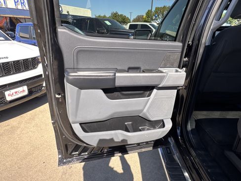 Used 2024 Ford F150 XLT w/ Mobile Office Package image 14