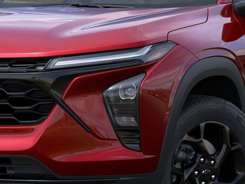 New 2026 Chevrolet Trax LT w/ Driver Confidence Package FWD image 10