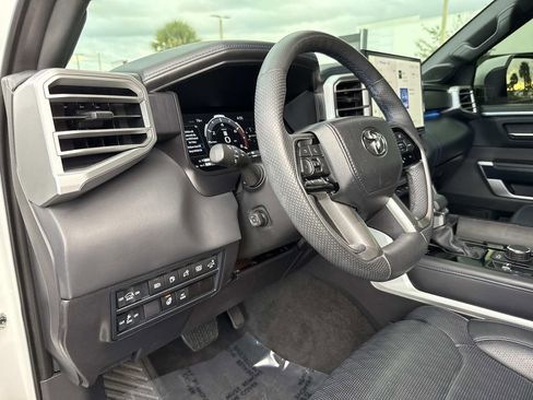 Used 2024 Toyota Sequoia Platinum image 27