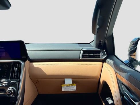 New 2026 Lexus LX 700h Luxury image 16