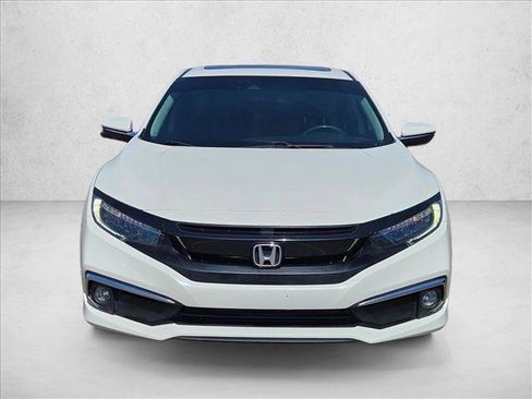 Used 2019 Honda Civic Touring image 2