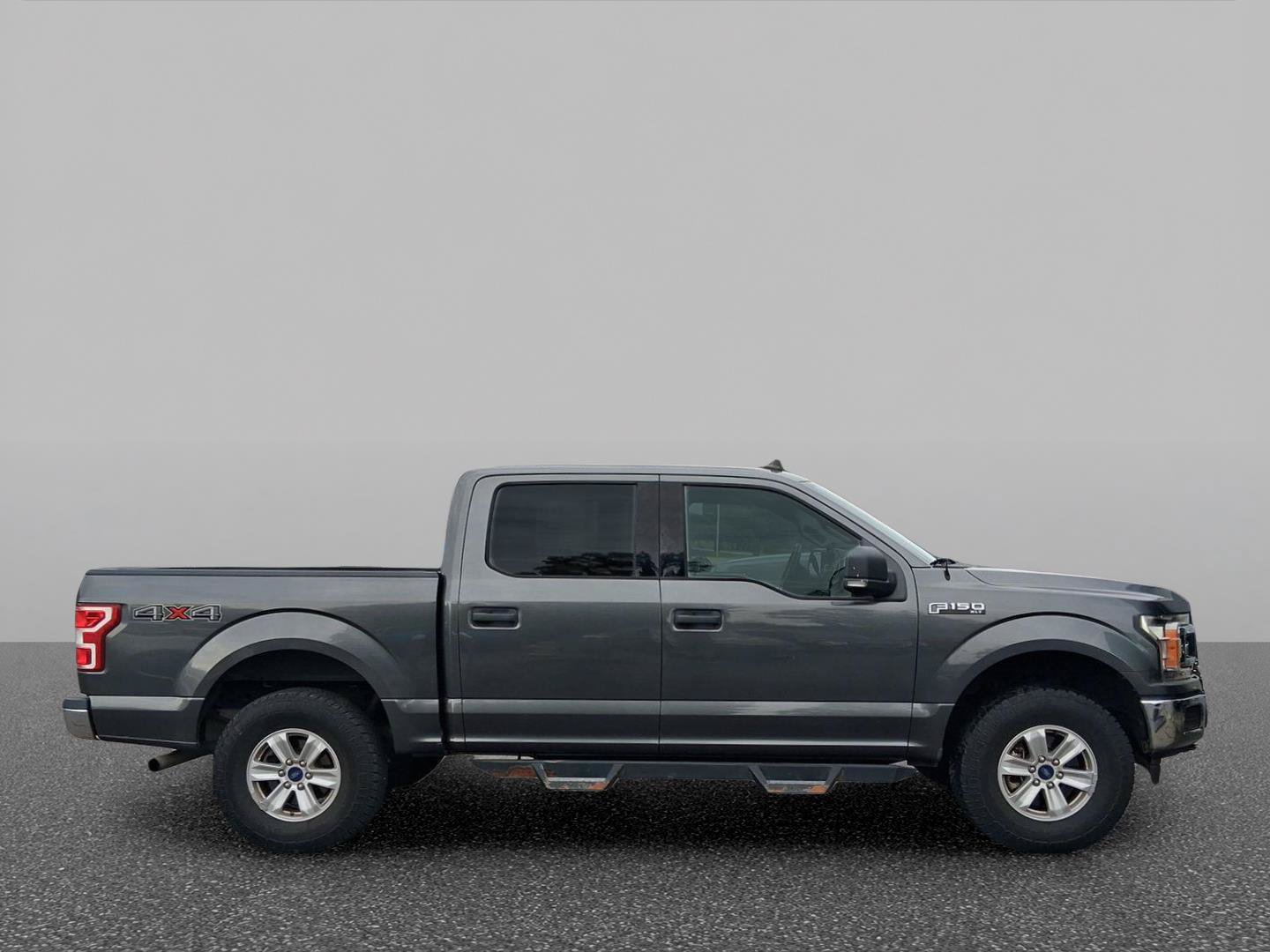 Used 2019 Ford F150 XLT w/ Equipment Group 301A Mid AWD/4WD image 3