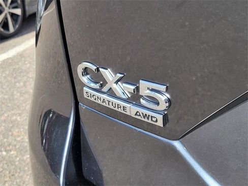 New 2025 MAZDA CX-5 Signature image 6