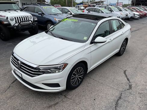 Used 2019 Volkswagen Jetta SE FWD image 6