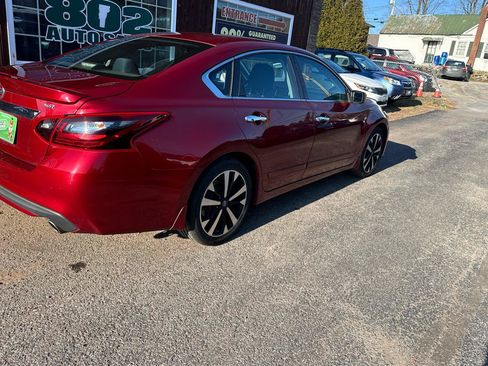 Used 2018 Nissan Altima 2.5 SR FWD image 7