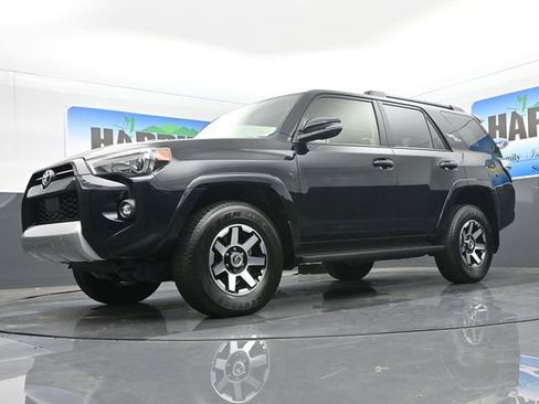 Used 2024 Toyota 4Runner TRD Off-Road Premium image 19