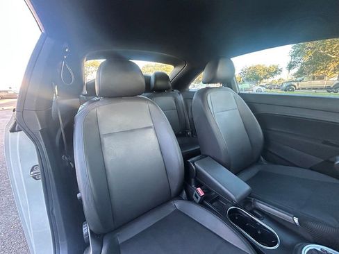 Used 2016 Volkswagen Beetle 1.8T image 23