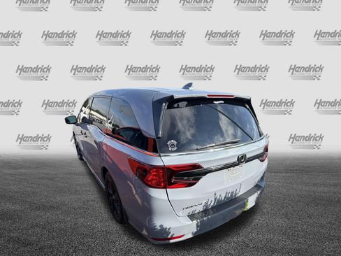 Used 2024 Honda Odyssey Sport image 8
