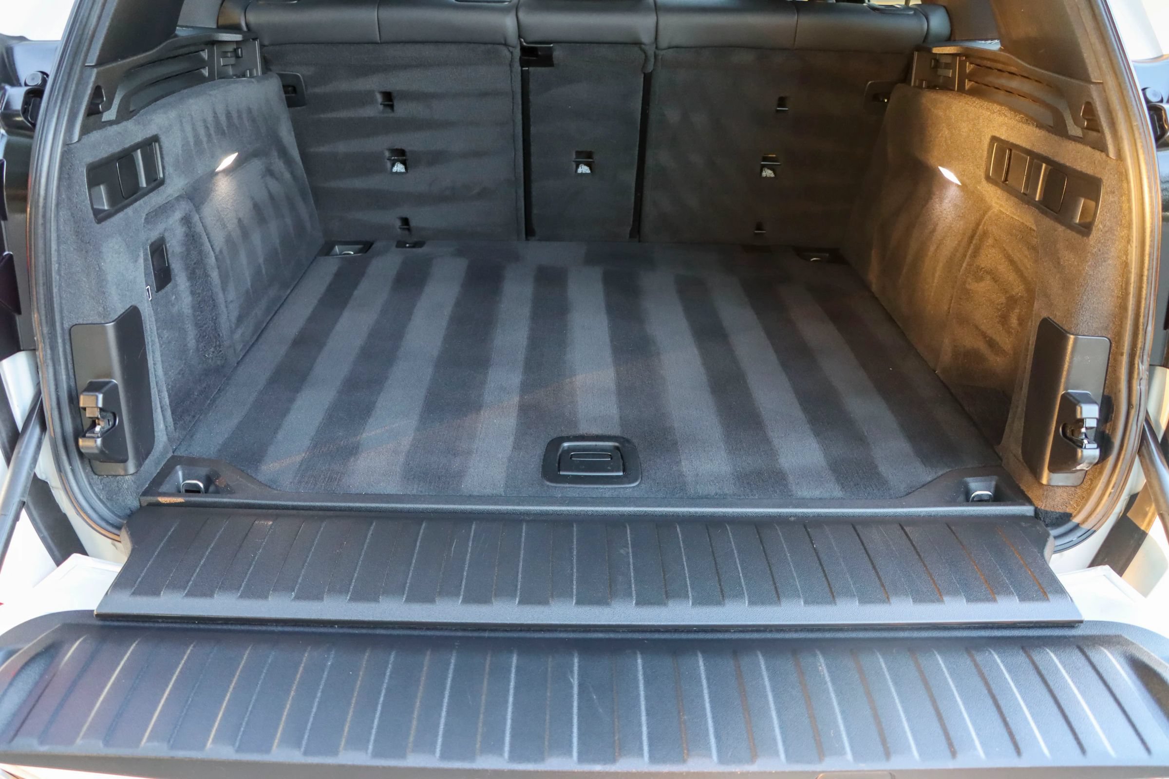 Used 2019 BMW X5 xDrive40i w/ Convenience Package AWD/4WD image 24