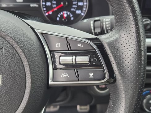 Used 2024 Kia Forte GT-Line w/ GT-Line Premium Package image 17