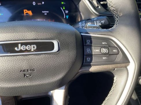 Used 2024 Jeep Grand Cherokee Limited 4xe AWD/4WD image 21
