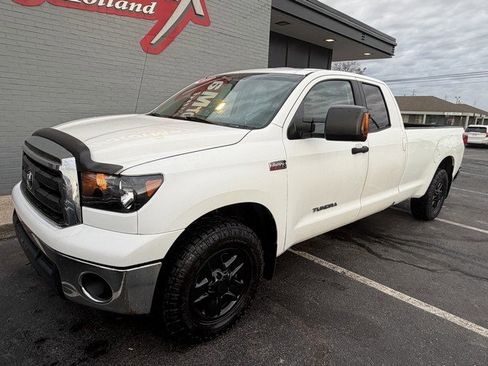 Used 2010 Toyota Tundra 4x4 Double Cab Long Bed image 2