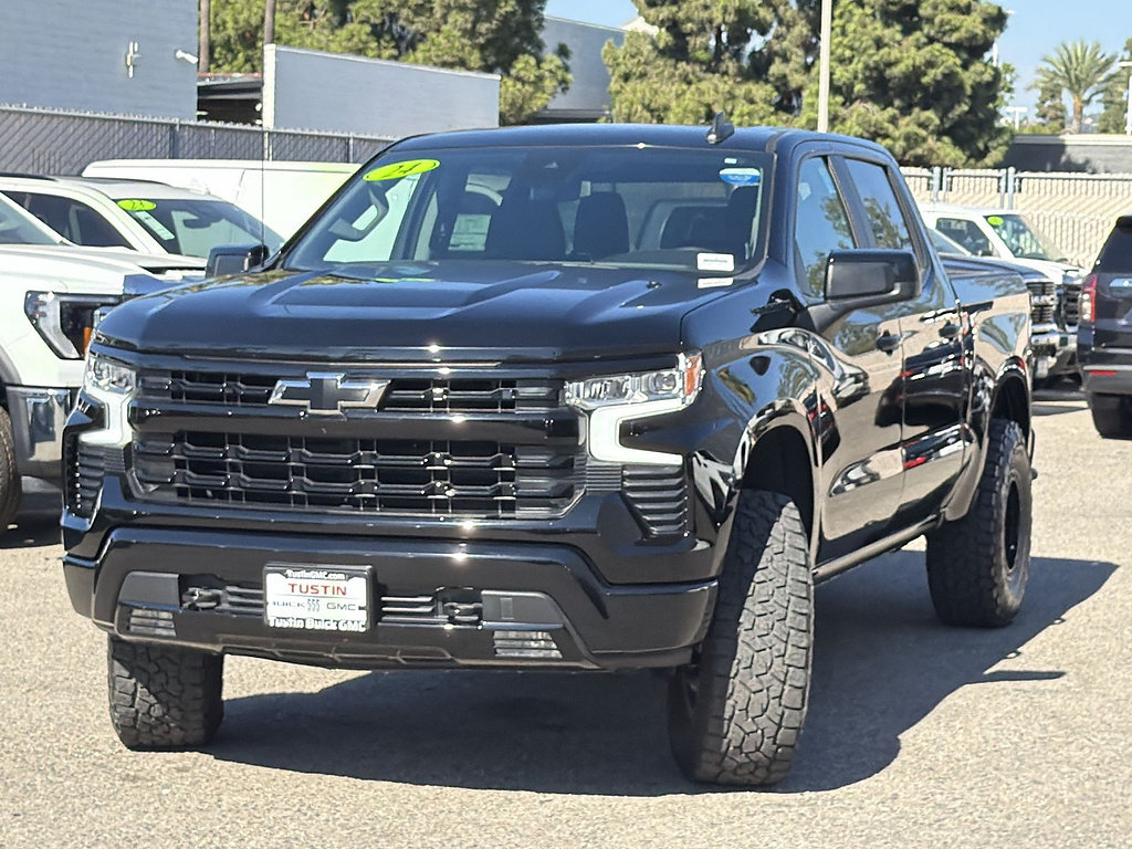 Used 2024 Chevrolet Silverado 1500 RST w/ LPO, Dark Essentials Package RWD image 3
