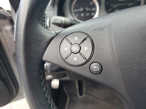 Used 2011 Mercedes-Benz C 300 4MATIC Sedan image 29