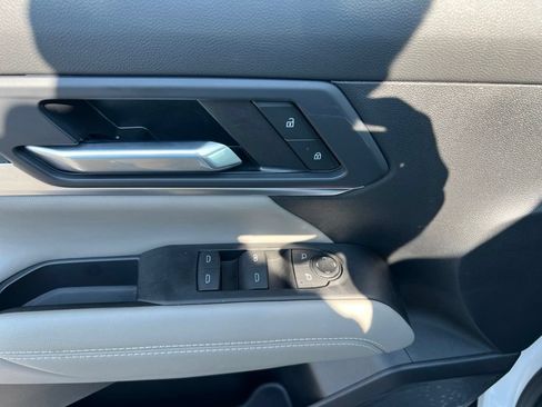Used 2025 GMC Terrain Elevation FWD image 7