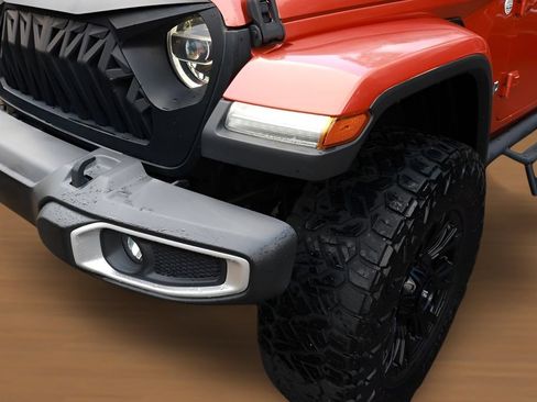 Used 2021 Jeep Gladiator Overland AWD/4WD image 11