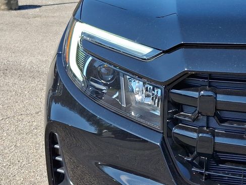 New 2026 Honda Ridgeline Black Edition image 9