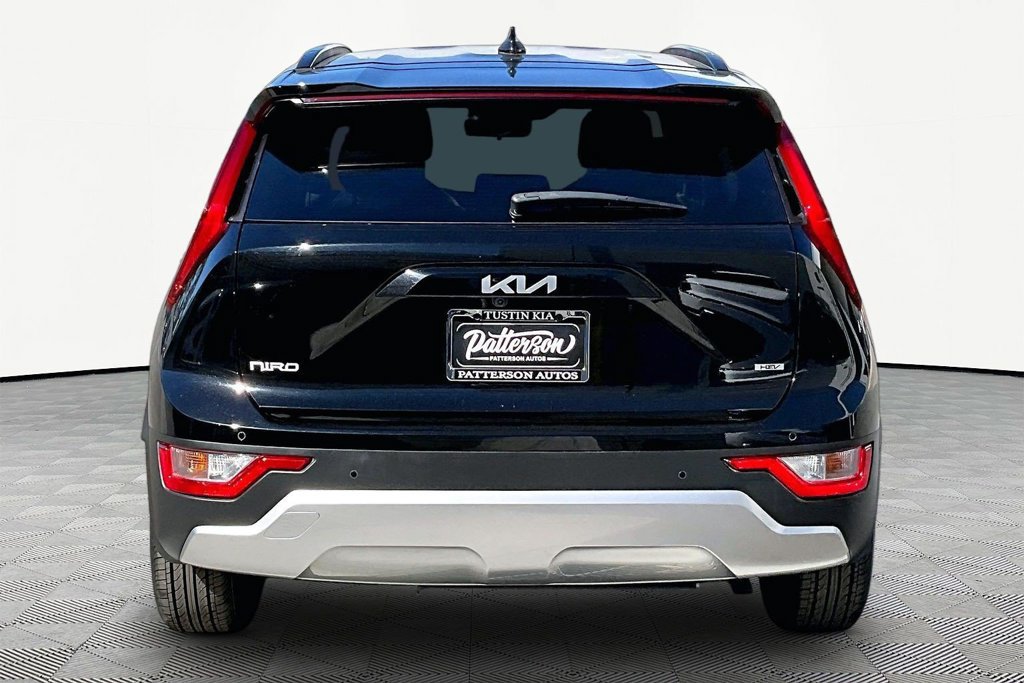 Used 2024 Kia Niro EX FWD image 5