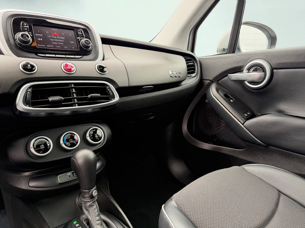 Used 2017 FIAT 500X Trekking FWD image 27