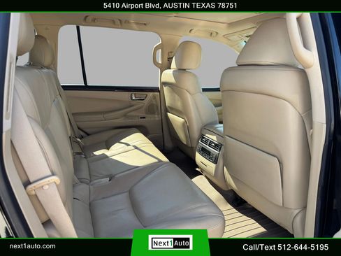 Used 2010 Lexus LX 570 4WD image 32