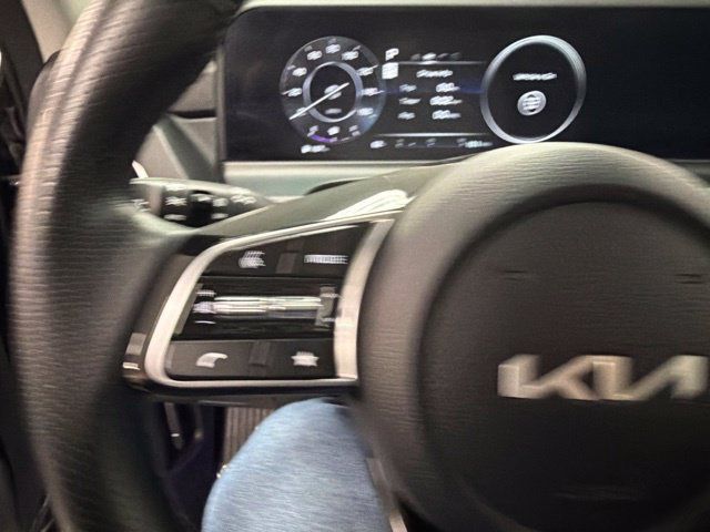 Used 2024 Kia Seltos SX w/ SX Sunroof Package AWD/4WD image 27