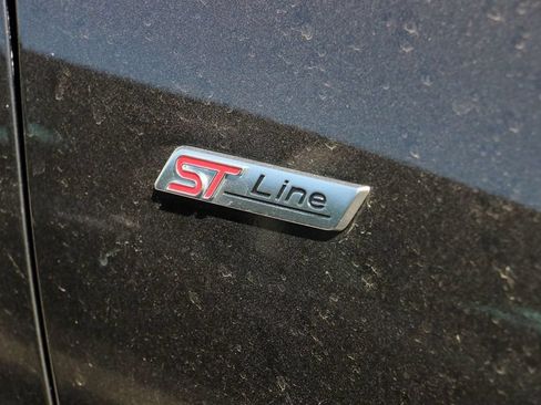 Certified 2025 Ford Escape ST-Line FWD image 6