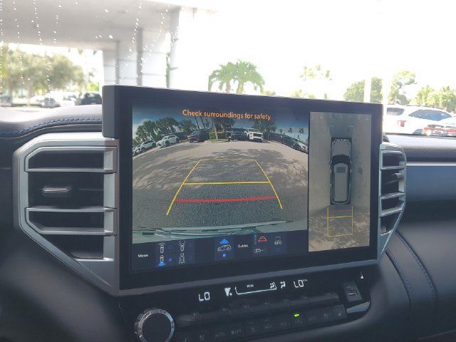 Used 2025 Toyota Sequoia Platinum AWD/4WD image 27