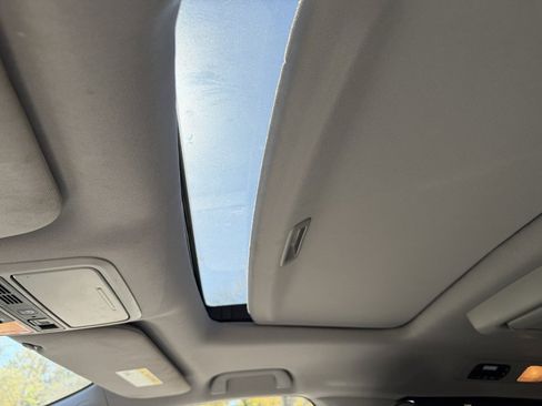 Used 2022 Honda Odyssey Elite image 30