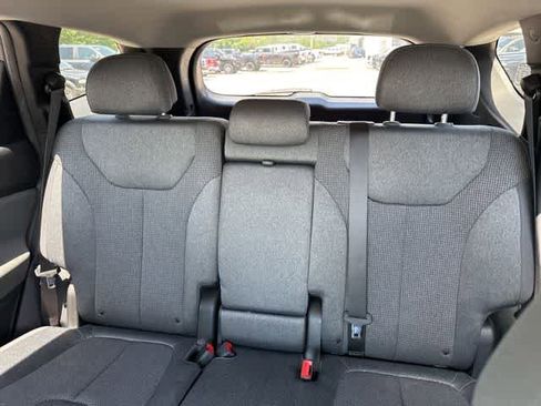 Used 2021 Hyundai Santa Fe SE AWD/4WD image 5