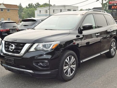 Used 2019 Nissan Pathfinder S AWD/4WD image 4