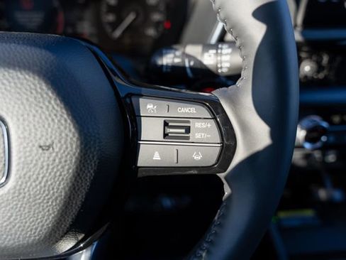 Used 2023 Honda CR-V EX-L image 25