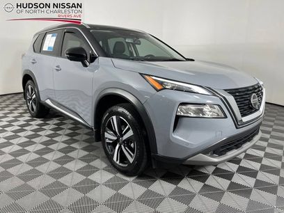 Used 2021 Nissan Rogue SL w/ Premium Package