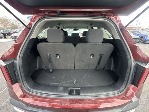 Used 2025 Kia Sorento LX image 24