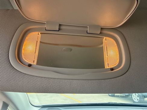 Used 2024 Chrysler Voyager LX FWD image 24